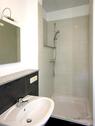Dusche im eigenen Bad - 1 Zimmer 1- Zimmer in Erfurt