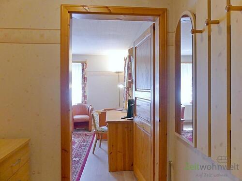 Flur mit Garderobe - 