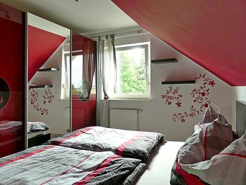 Schlafzimmer - Etagenwohnung mit 60,00 m&sup2; in Moritzburg zur Miete
