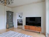 XXL-TV und Kaminofen - 2 Zimmer Etagenwohnung in Gera