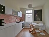 Küche mit Esstisch - 