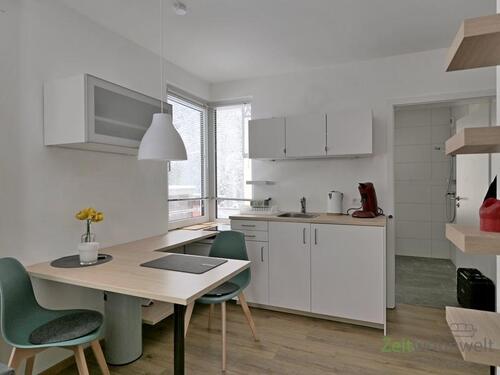 Blick zu Küche und Bad - 