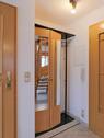 Garderobe am Eingang - 