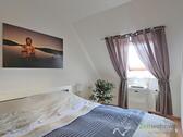 Blick ins Schlafzimmer - 