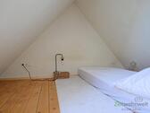 Bett im Spitzboden - 