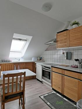 Küche mit Esstisch - 