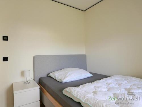 breites Bett - Etagenwohnung mit 42,00 m² in Magdeburg zur Miete