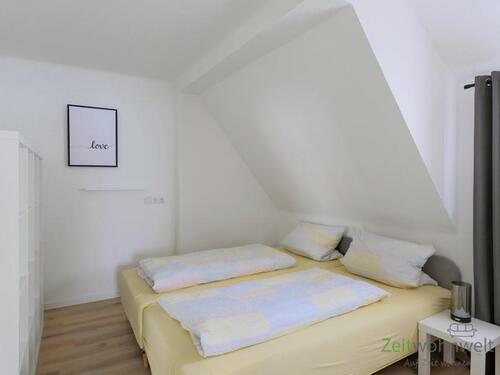Blick ins Schlafzimmer - 2 Zimmer Etagenwohnung in Erfurt