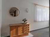 Kommode im Hauseingang - 
