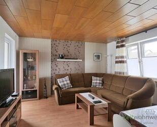 (EF1258_M) Kassel-Stadt: PhilippinenhofWarteberg, ruhige möblierte Wohnung mit Holzvertäfelung und Balkon