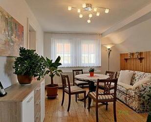 (EF0602_M) Jena: Nord, möblierte 2-Zimmer Wohnung mit Super-Ausblick in einem ruhigen Wohnhaus, Holzdielung, WLAN inkl.