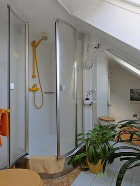 Dusche im Bad - 