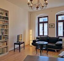 (EF0522_M) Dresden: Leipziger Vorstadt, möblierte 2-ZKB mit Parkett und ruhigem Sonnenbalkon, denkmalgeschütztes Haus