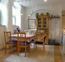 (EF0444_M) Dresden: Südvorstadt-West, ruhige Souterrain-Villenwohnung mit Fußbodenheizung und Kamin, Terrasse, WLAN