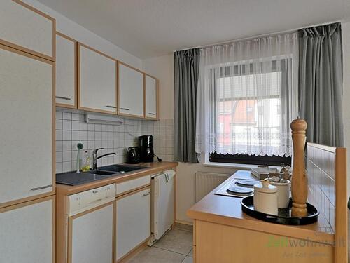 vollwertige Küche - 1 Zimmer Etagenwohnung zur Miete in Erfurt