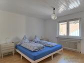 Blick ins Schlafzimmer - 