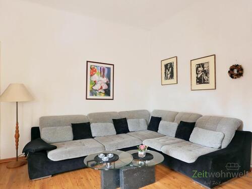 großes Ecksofa - Etagenwohnung mit 50,00 m&sup2; in Dresden zur Miete