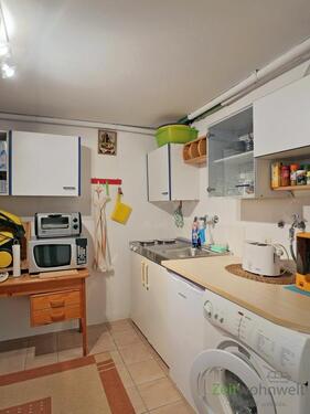 Blick in die Küche - Etagenwohnung mit 25,00 m&sup2; in Schlüchtern zur Miete