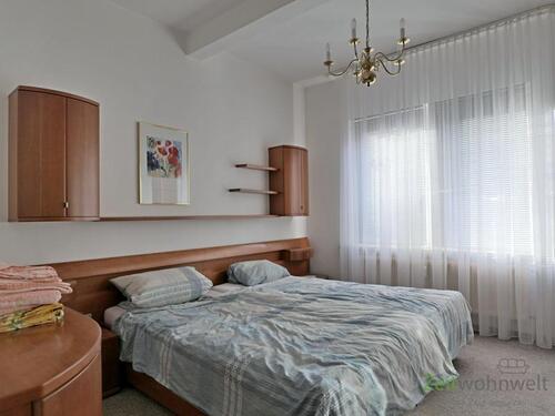 Blick ins Schlafzimmer - 