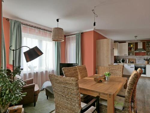 Esstisch vor der Küche - Etagenwohnung mit 86,00 m&sup2; in Burgstädt zur Miete