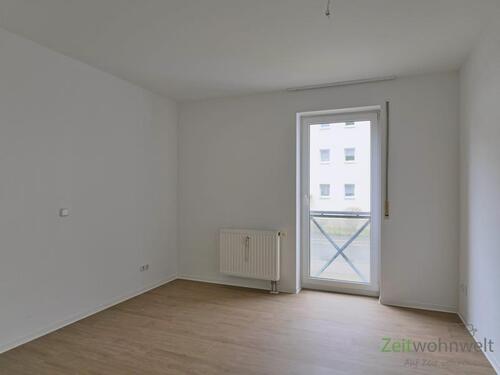 Blick ins Schlafzimmer - 