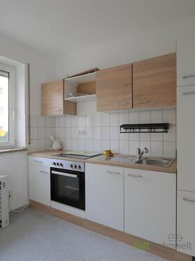 fast fertige Einbauküche - Etagenwohnung mit 55,97 m&sup2; in Meiningen zur Miete