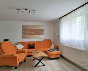 (EF1090_M) Erfurt: Marbach, neu möblierte 2-Zimmer-Wohnung mit separatem Hauseingang, WLAN inklusive