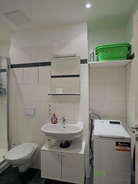 Waschmaschine im Bad - 