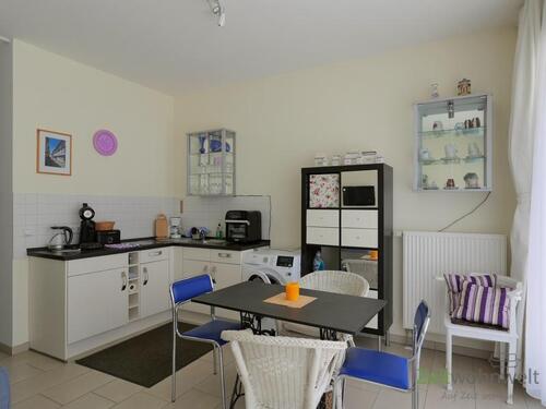 Esstsich und Küche - 2 Zimmer Etagenwohnung zur Miete in Erfurt