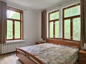 Blick ins große Schlafzimmer - 