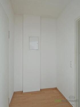 kleiner Wohnungsflur - 1 Zimmer Etagenwohnung in Meiningen