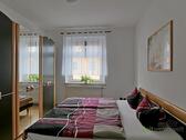 Blick ins Schlafzimmer - 2 Zimmer Etagenwohnung in Zwickau