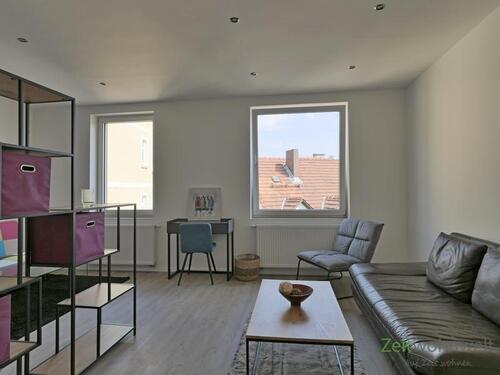 Blick in den Wohnraum - (EF1042_M) Kassel-Stadt: Bad Wilhelmshöhe, Erstbezug in neu möbliertes Apartment in einem ruhigen Hinterhaus