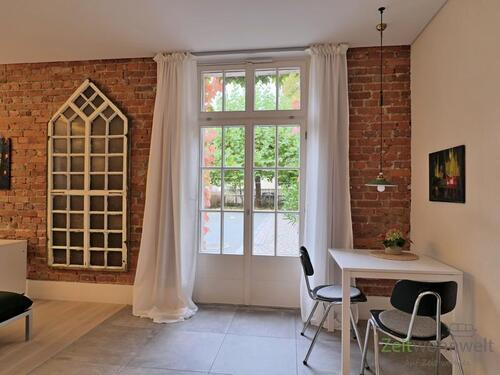 Esstisch am Terrassenausgang - 