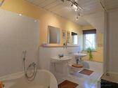 Dusche, Wanne, WC - 