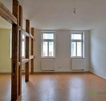 (13110_03) MGN: helle, großzügige 3-Zimmer-Wohnung mit Einbauküche in der Fußgängerzone, Bad mit Dusche und Fenster - Meiningen