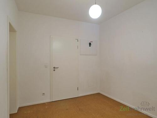 großer Wohnungsflur - 