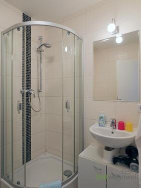 Dusche im Bad - 