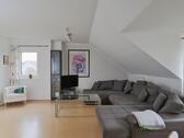 Blick zum TV - 2 Zimmer Etagenwohnung in Kassel