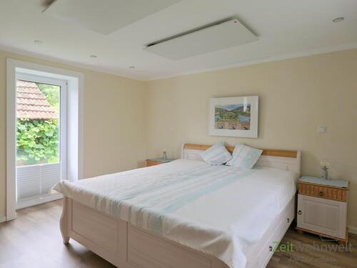 Blick imns Schlafzimmer - Haus mit 49,00 m&sup2; in Hann.Münden zur Miete