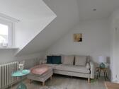 gemütliches Sofa - 3 Zimmer Etagenwohnung in Kassel