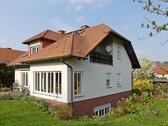 Haus im Grünen - 