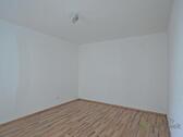Blick ins Schlafzimmer - 