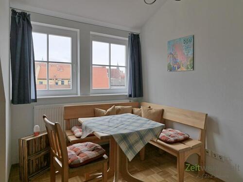 Esstisch im Erker - Etagenwohnung mit 45,00 m&sup2; in Erfurt zur Miete