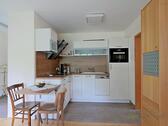 neue Einbauküche - 2 Zimmer Etagenwohnung in Langebrück