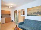 Küche und Wohnbereich - Etagenwohnung mit 26,00 m&sup2; in Erfurt zur Miete