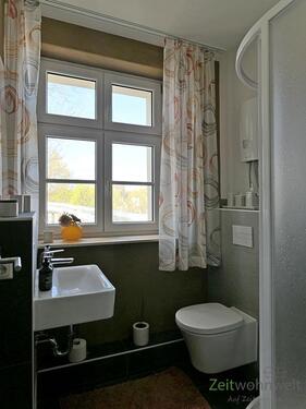Bad mit Dusche - Etagenwohnung mit 26,00 m&sup2; in Erfurt zur Miete