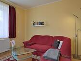rote Couch - 1 Zimmer Etagenwohnung zur Miete in Eisenach