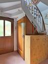 Hauseingang und Treppenhaus - 