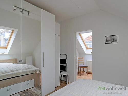 Kleiderschrank im Schlafzimmer - 